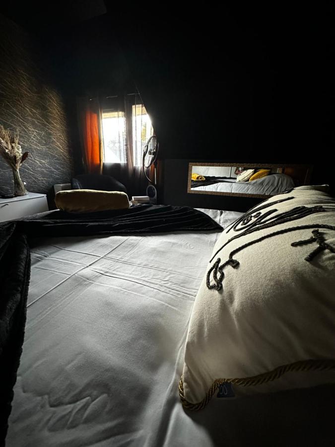 Les Temps Heureux Exclusivement Familles Villa Quimper Dış mekan fotoğraf